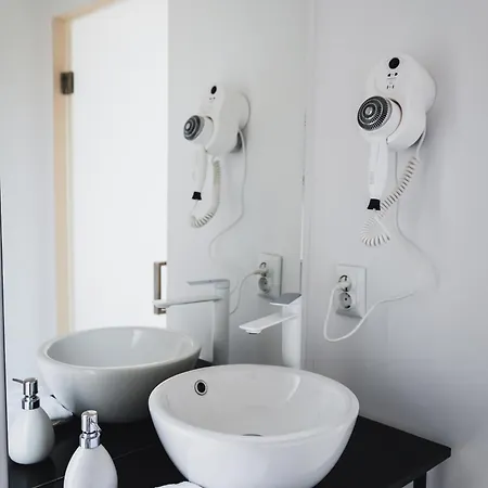 7-17 Zorilor *