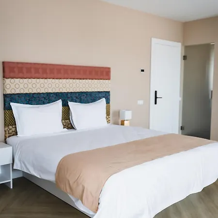 아파트 7-17 Zorilor