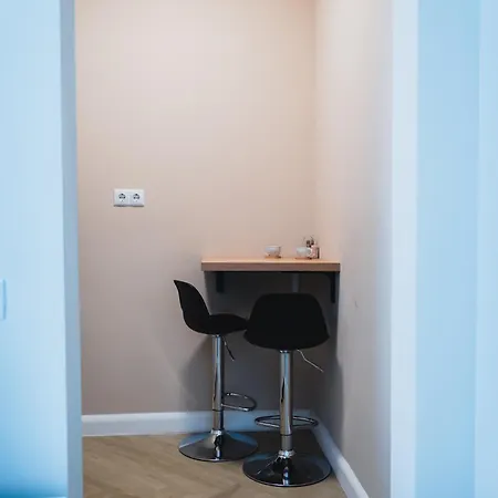 아파트 7-17 Zorilor