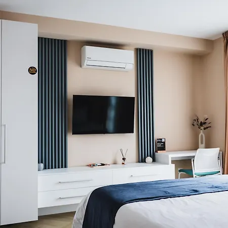 아파트 7-17 Zorilor