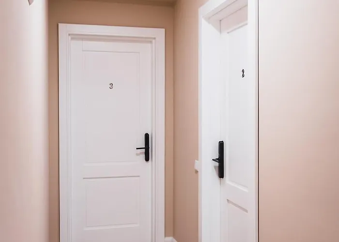 7-17 Zorilor Lejlighed *