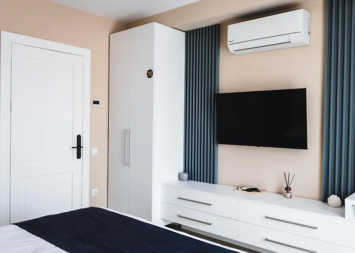 7-17 Zorilor Apartment *