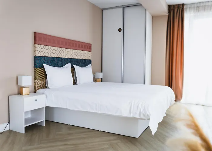 7-17 Zorilor Lejlighed *